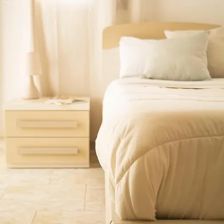 La Casa Dell'arte نابولي